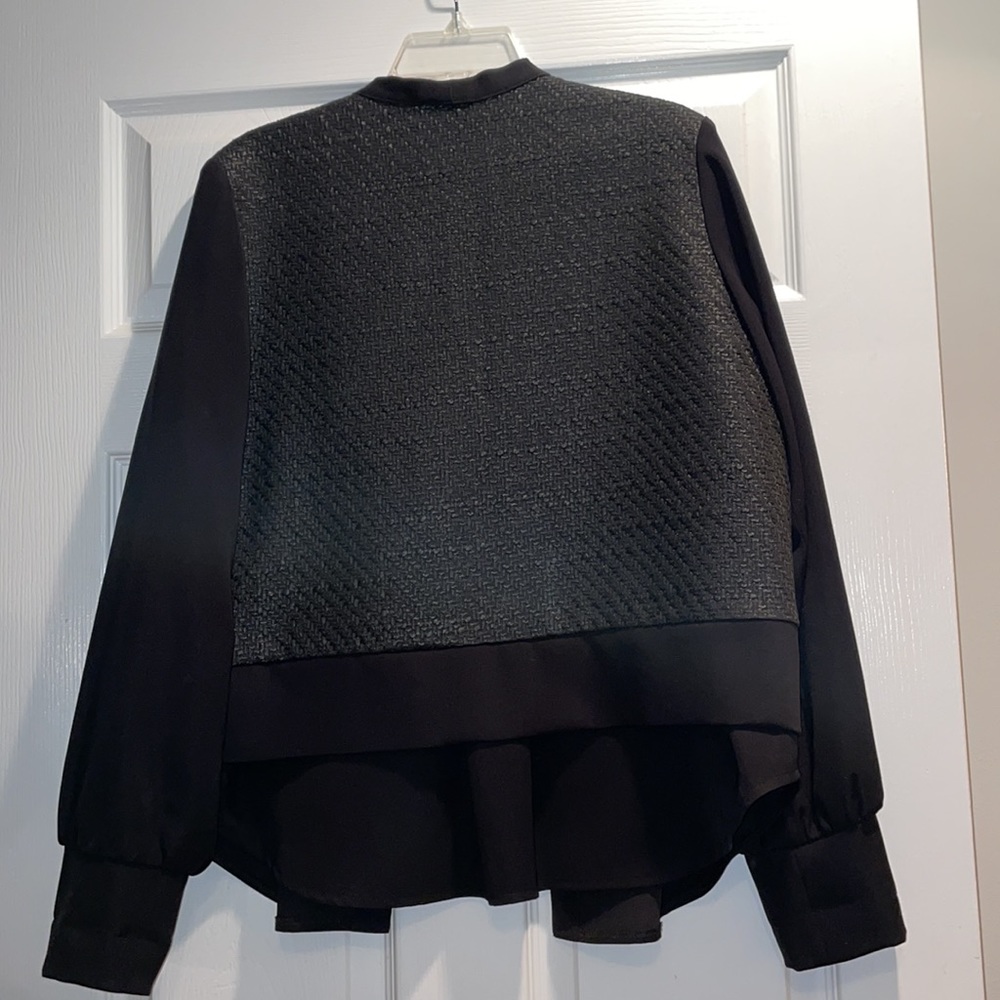 Black Jacket - Picture 4 of 4